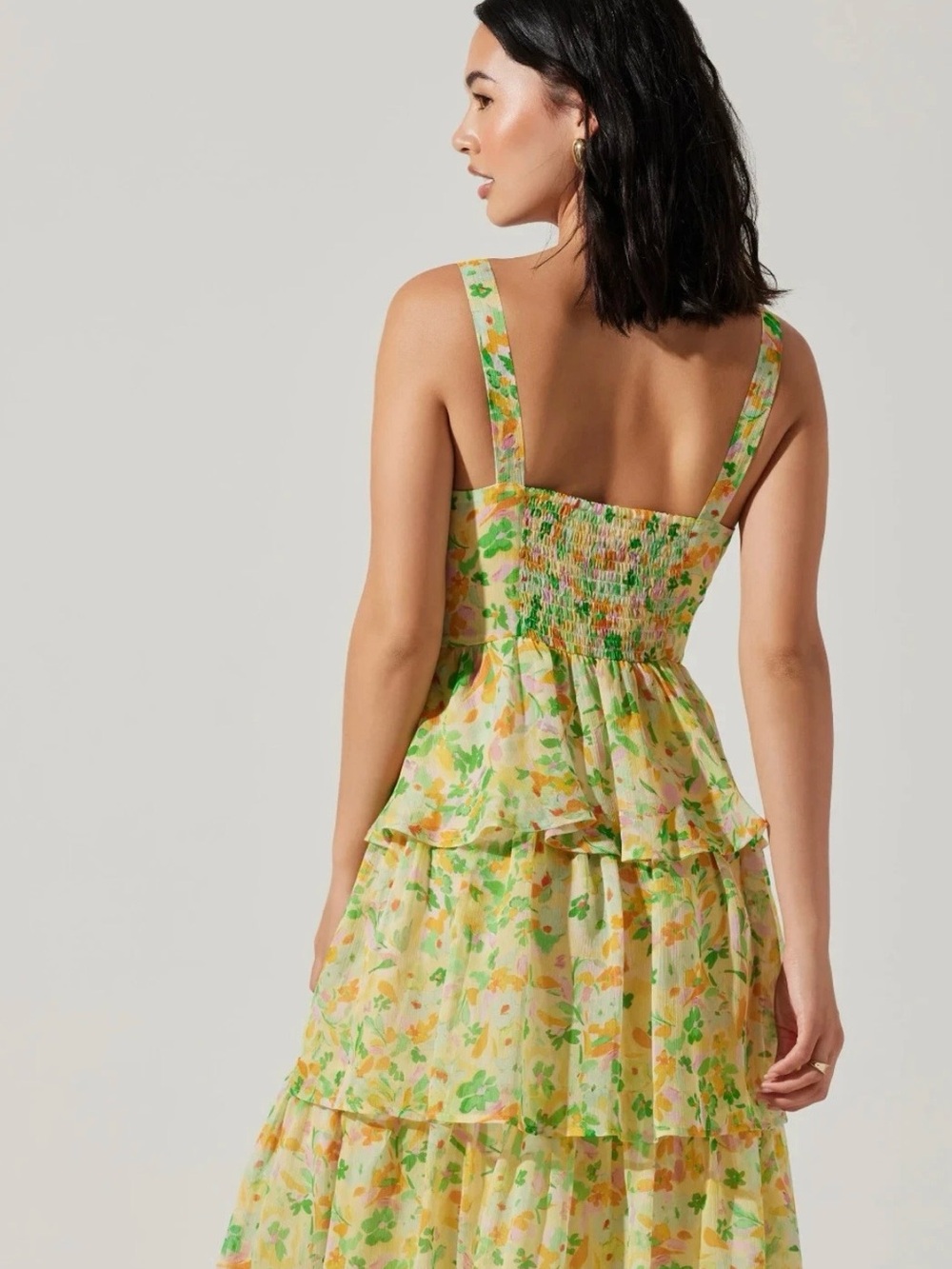 NWTs ASTR the label Midsummer Floral Tiered Maxi Dress - Yellow  - Size Medium - Picture 5 of 6